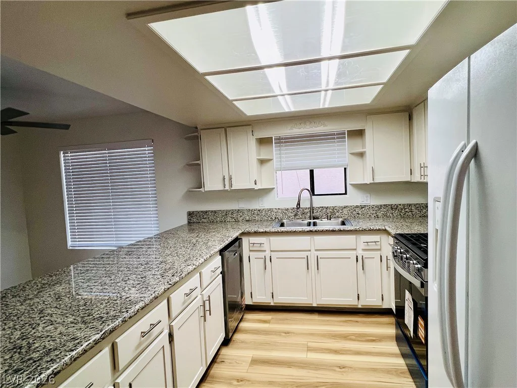 9528 Wooden Pier, Las Vegas, NV 89117