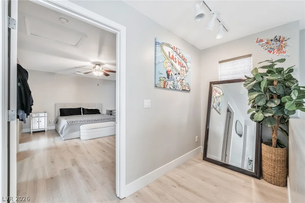 7264 Larix, Las Vegas, NV 89113