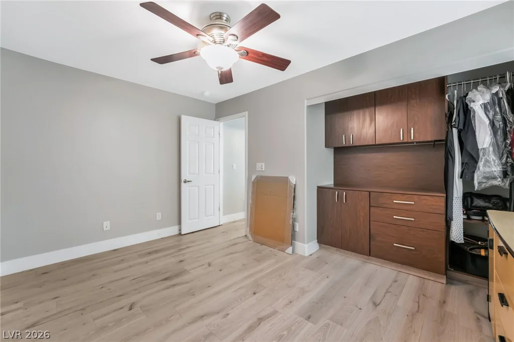 7264 Larix, Las Vegas, NV 89113