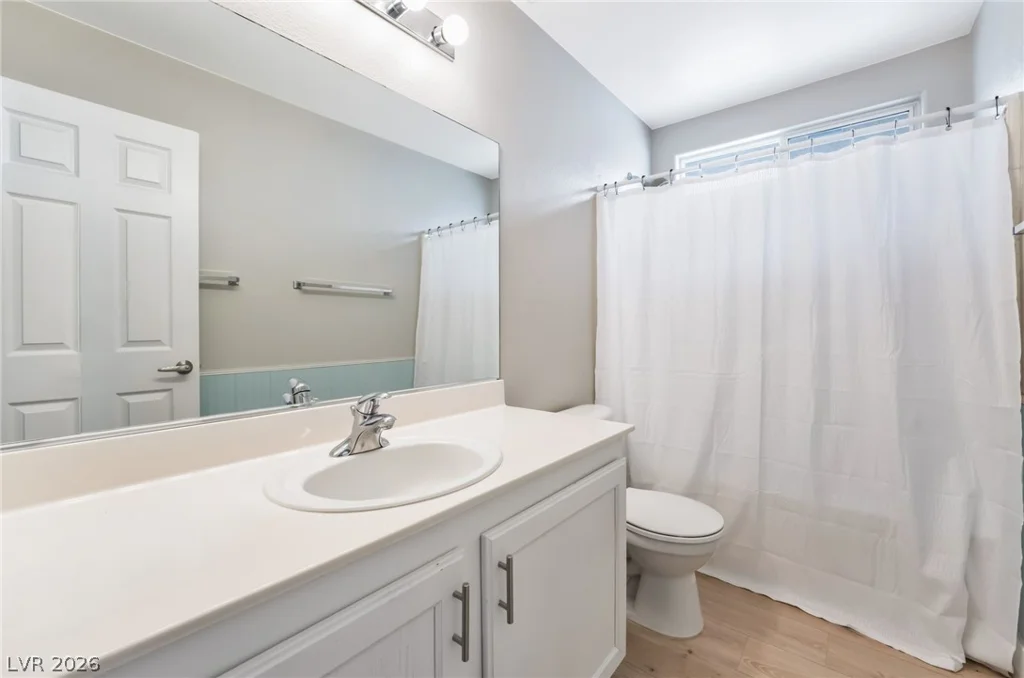 7264 Larix, Las Vegas, NV 89113