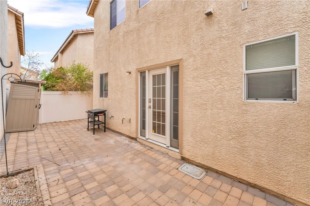 7264 Larix, Las Vegas, NV 89113