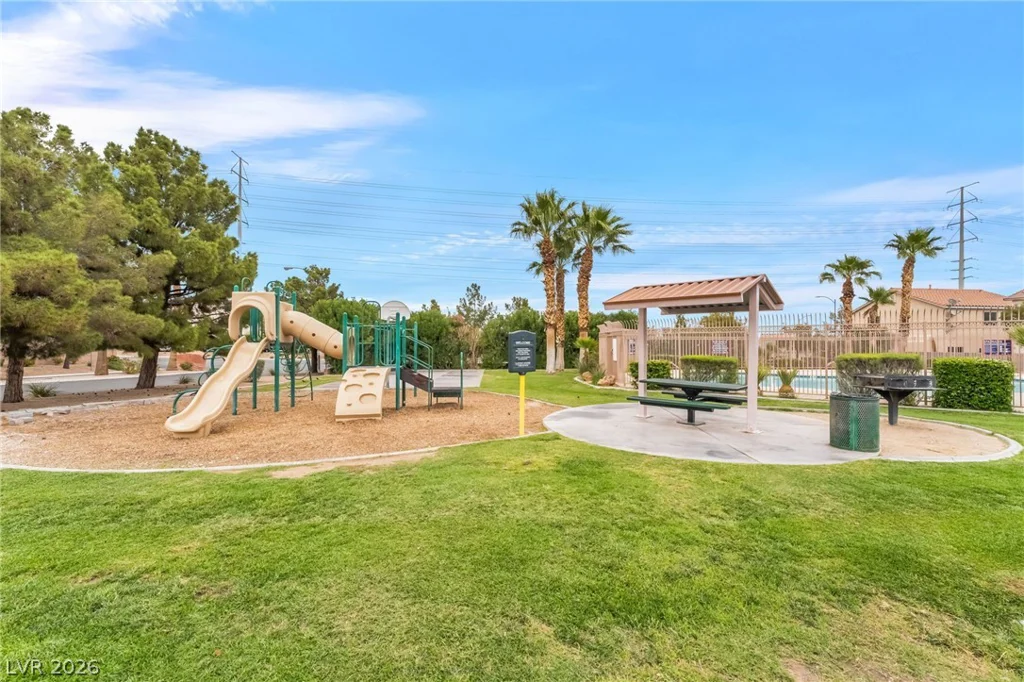 7264 Larix, Las Vegas, NV 89113