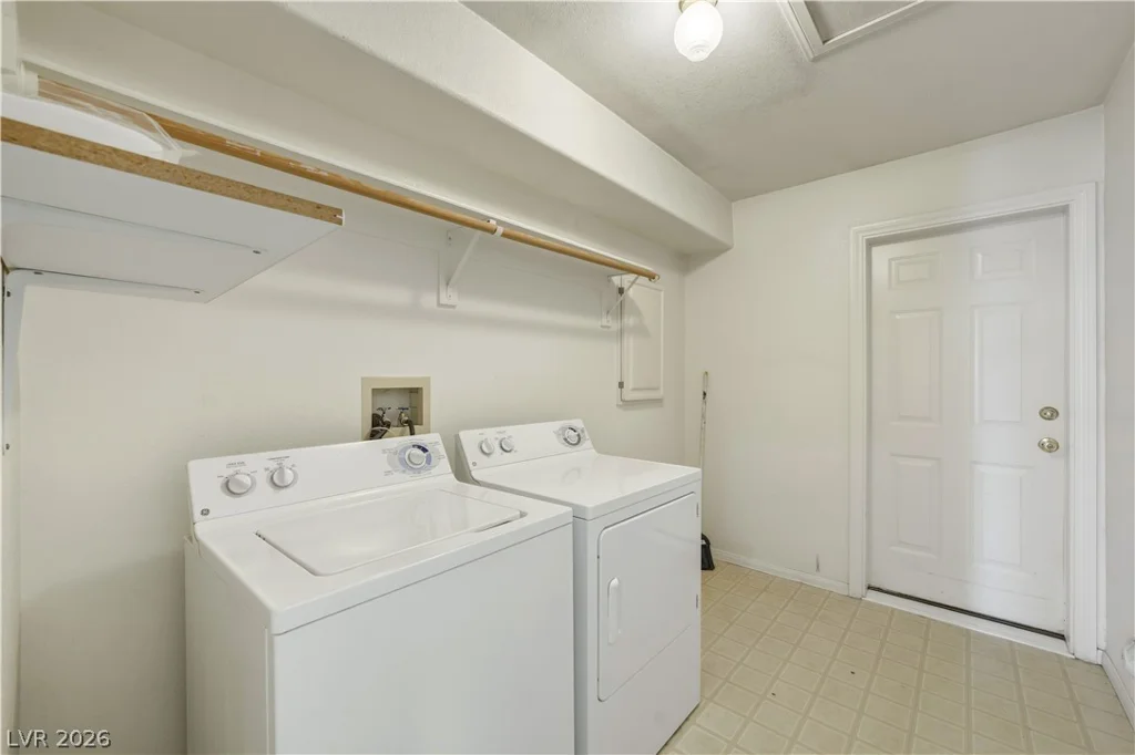 401 Arapahoe, Pahrump, NV 89048