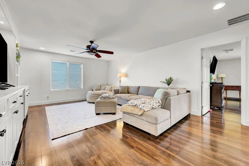 5597 Lodgepole Pine, Las Vegas, NV 89139