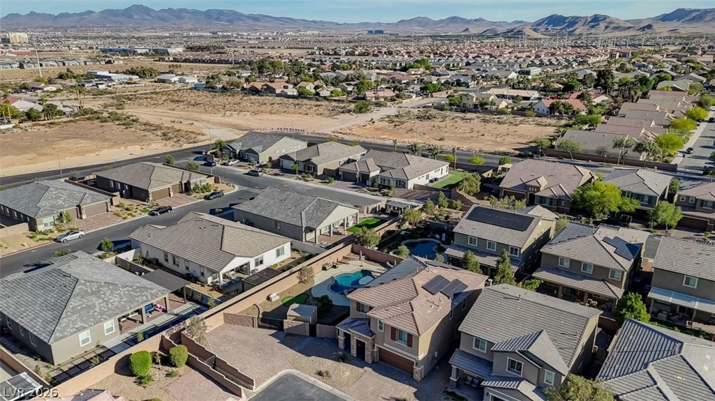 5597 Lodgepole Pine, Las Vegas, NV 89139