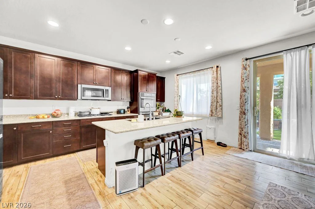 5597 Lodgepole Pine, Las Vegas, NV 89139