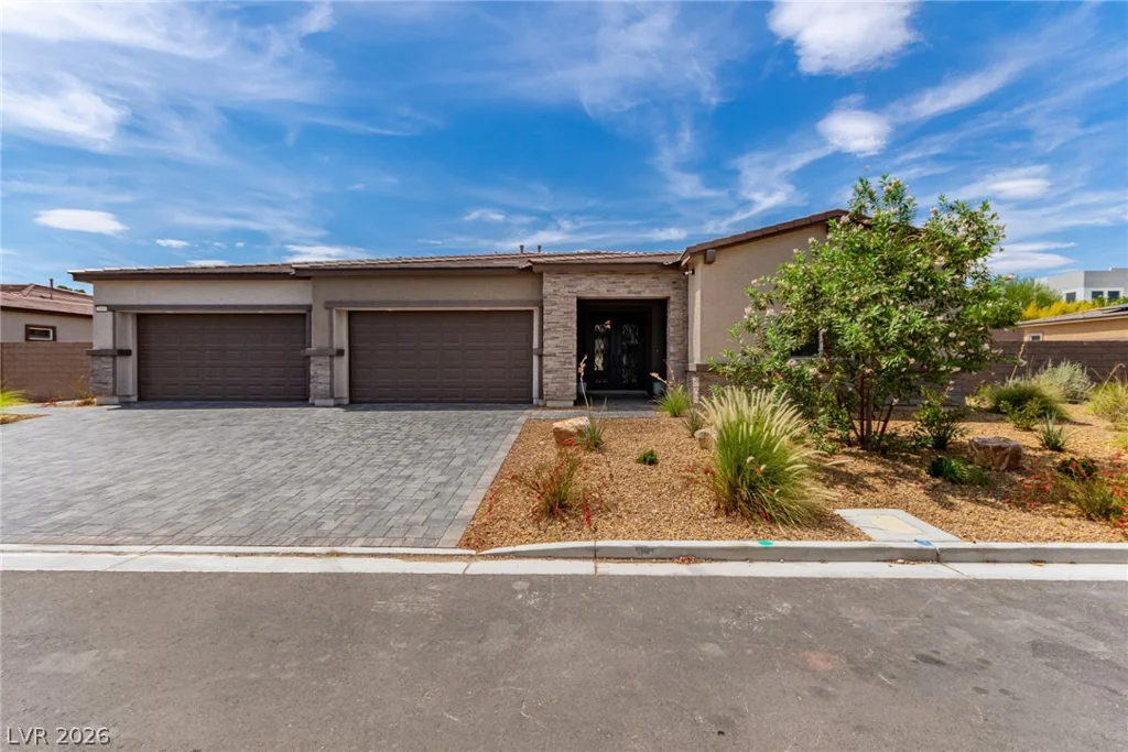 2669 Pioneer Estates, Las Vegas, NV 89117