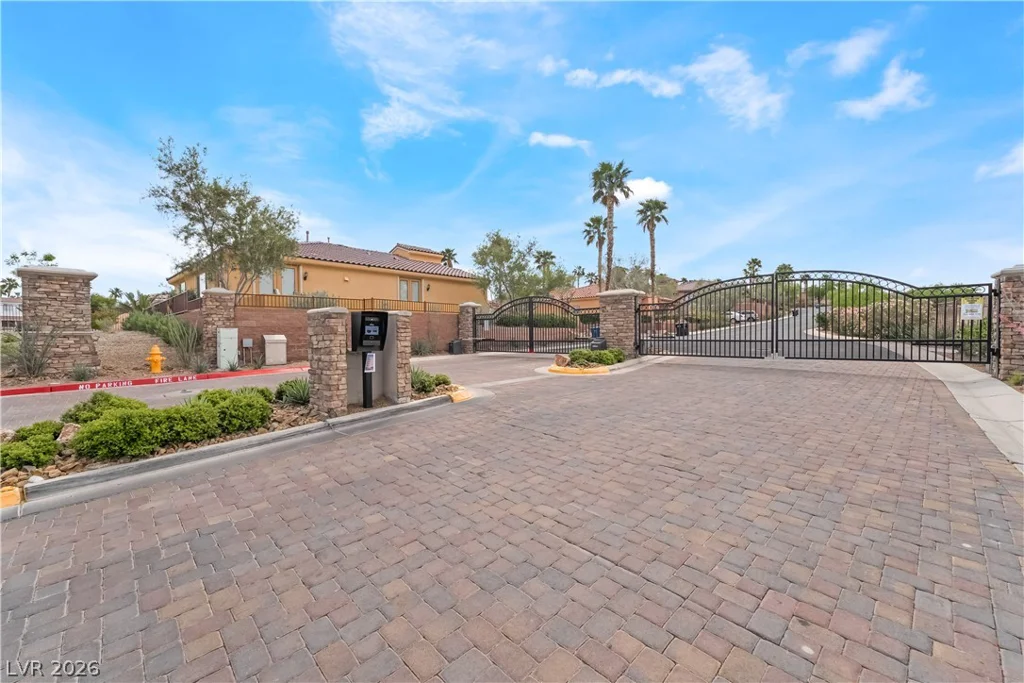 1286 Calcione, Henderson, NV 89011