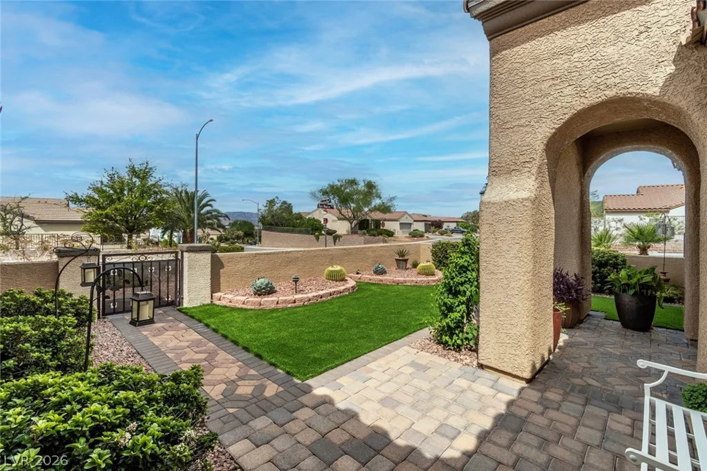 2040 Fort Halifax, Henderson, NV 89052