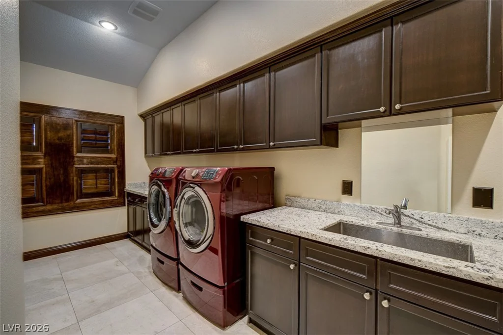 4927 Spanish Heights, Las Vegas, NV 89148