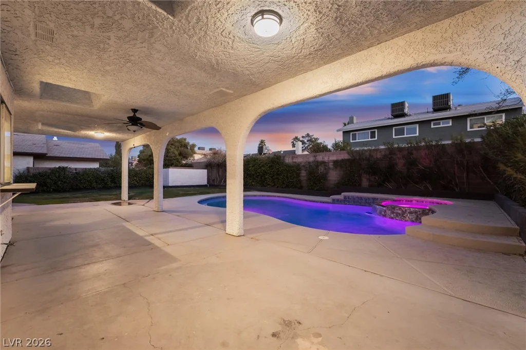 5693 Ibanez, Las Vegas, NV 89103