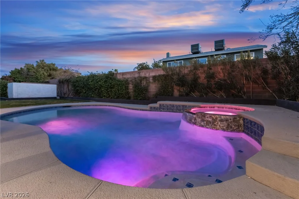 5693 Ibanez, Las Vegas, NV 89103