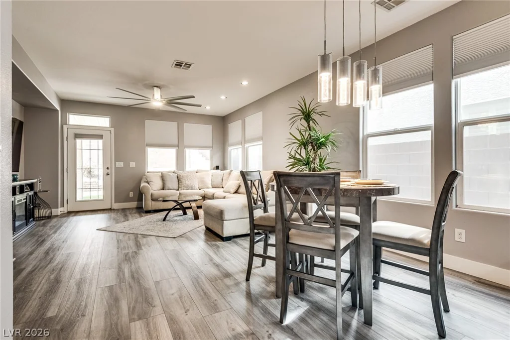 9421 Steeltree, Las Vegas, NV 89143