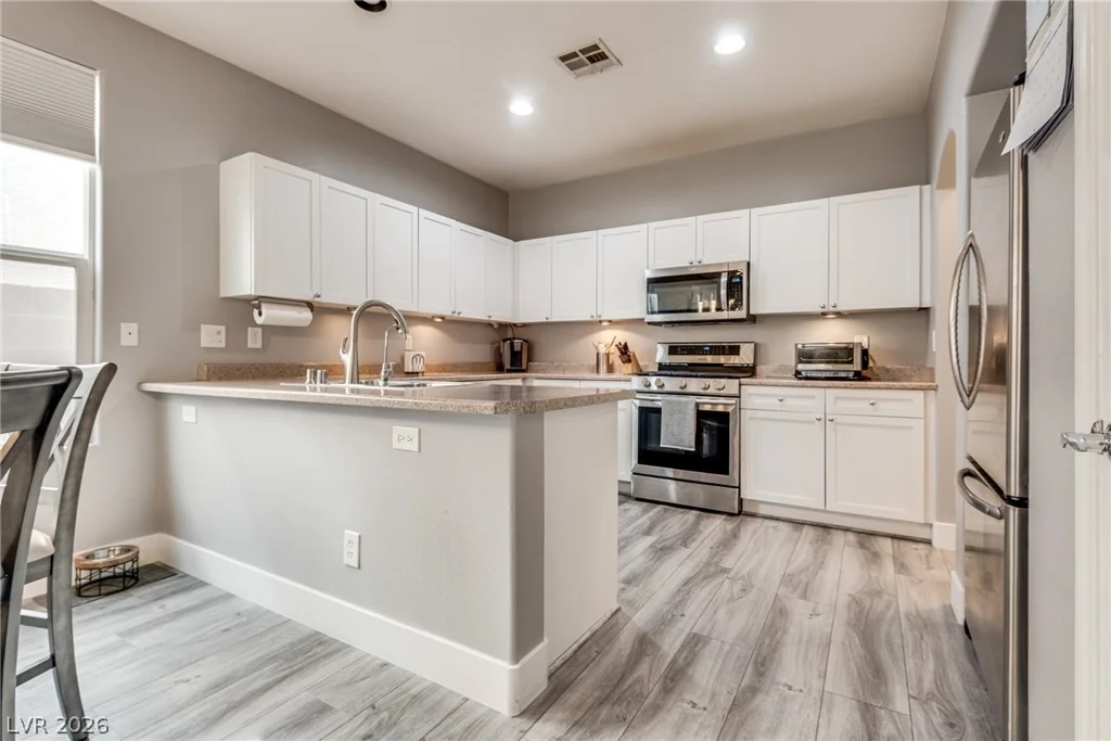 9421 Steeltree, Las Vegas, NV 89143