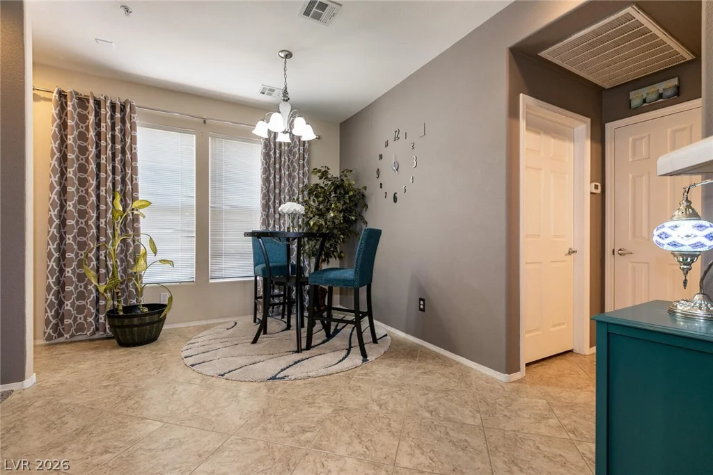 3975 Hualapai, Las Vegas, NV 89129