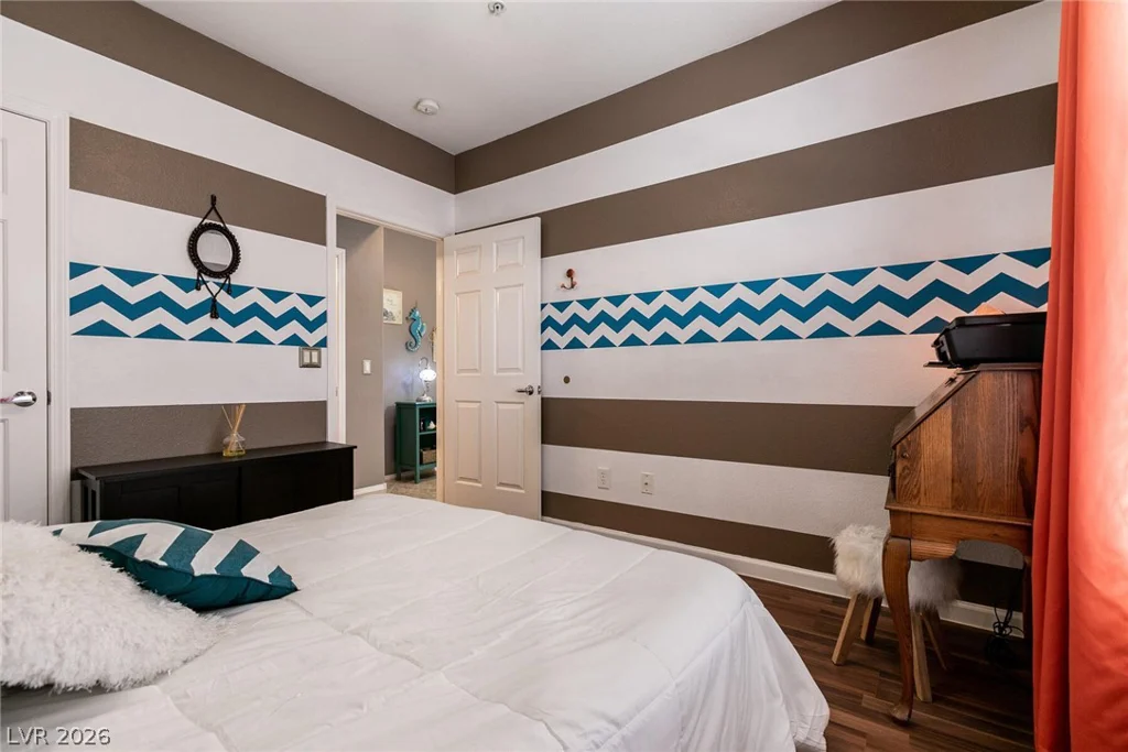 3975 Hualapai, Las Vegas, NV 89129