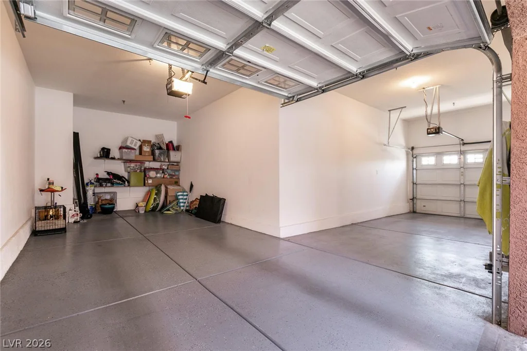 3975 Hualapai, Las Vegas, NV 89129
