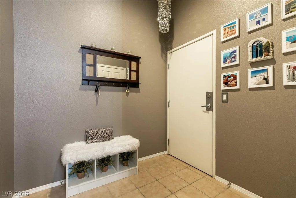 3975 Hualapai, Las Vegas, NV 89129
