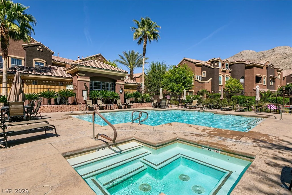 3975 Hualapai, Las Vegas, NV 89129