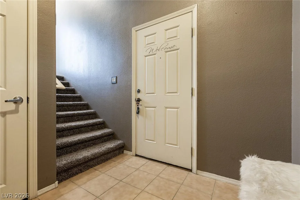 3975 Hualapai, Las Vegas, NV 89129