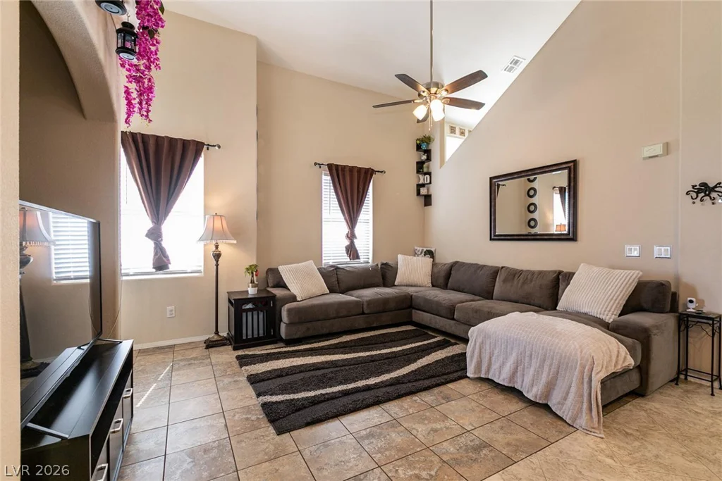3975 Hualapai, Las Vegas, NV 89129