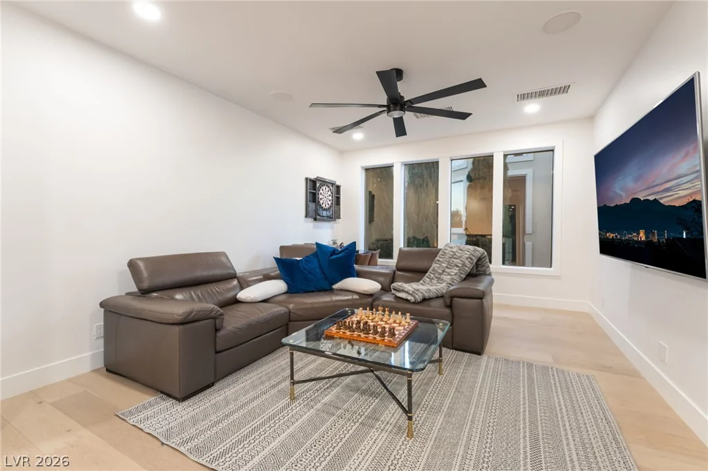 9736 Verlaine, Las Vegas, NV 89145