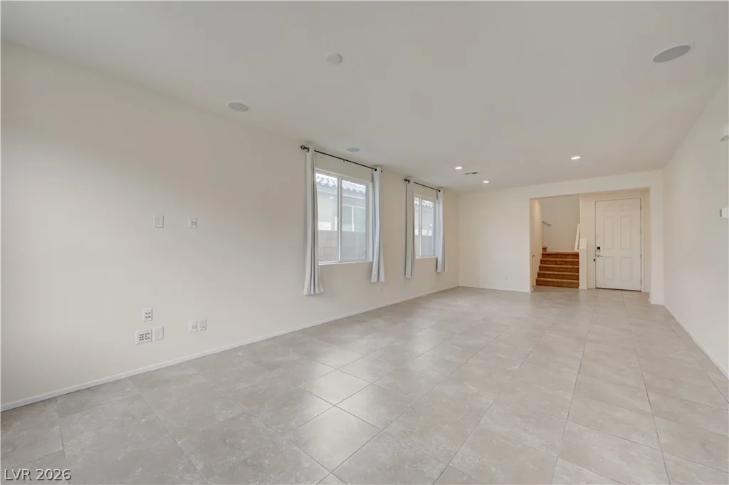 4420 Stardusk Falls, North Las Vegas, NV 89084