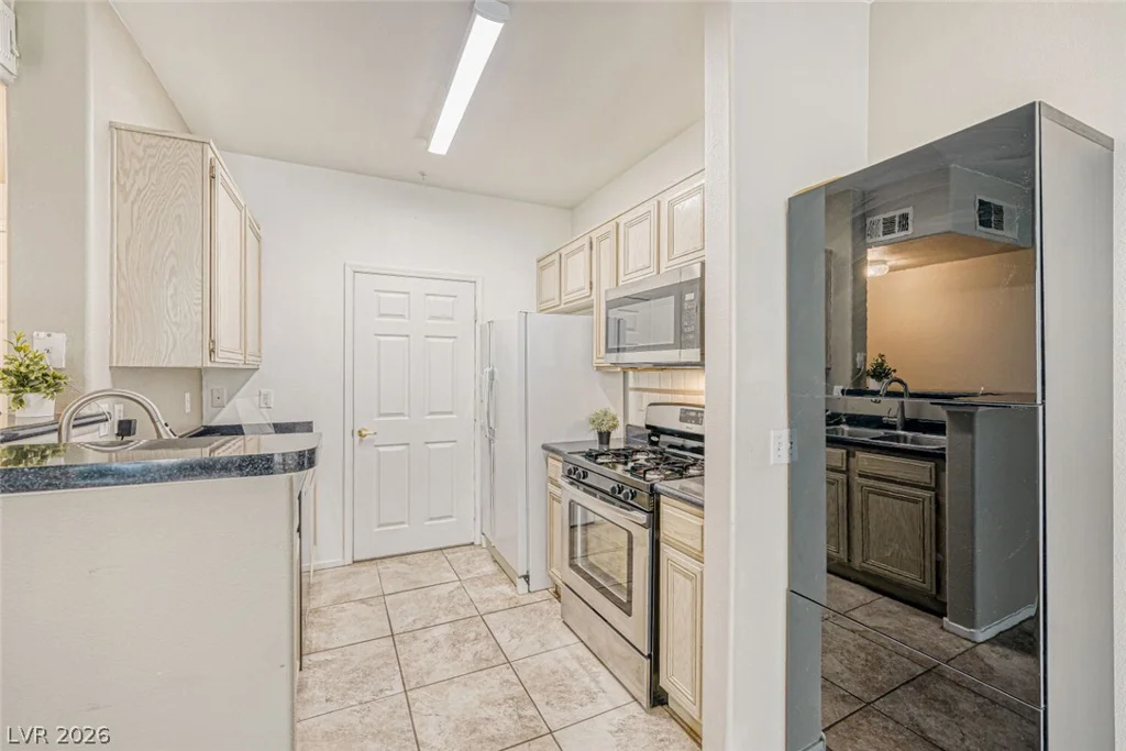 7103 Durango, Las Vegas, NV 89113
