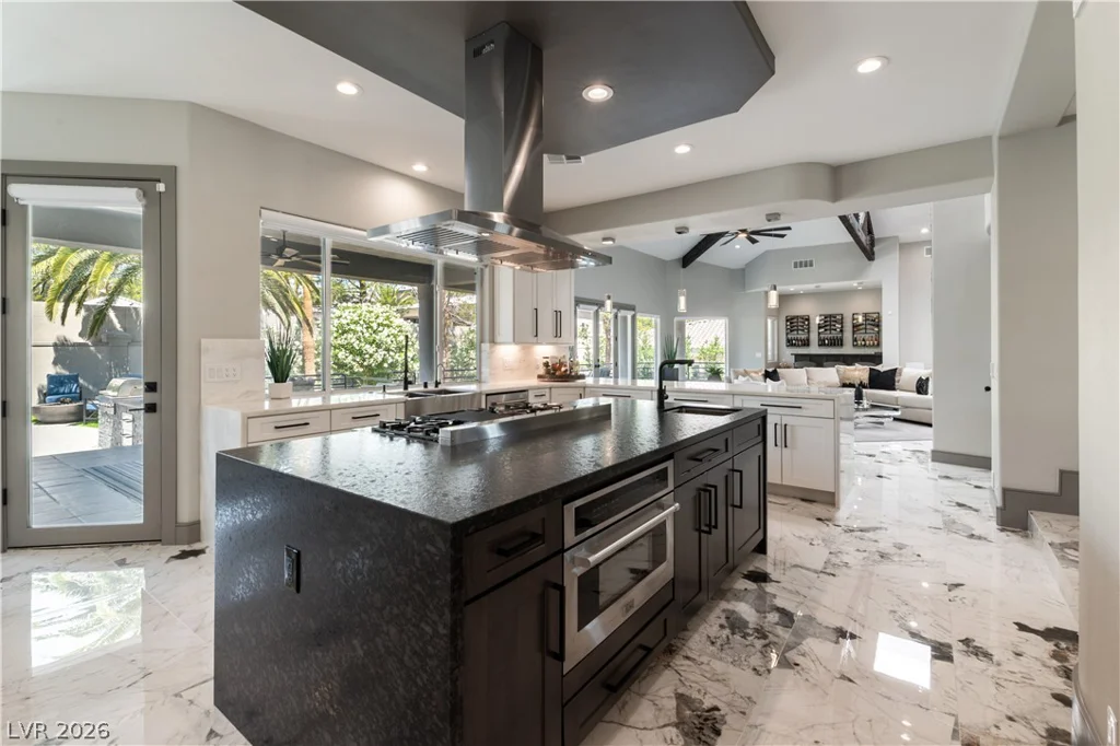 7880 Dana Point, Las Vegas, NV 89117