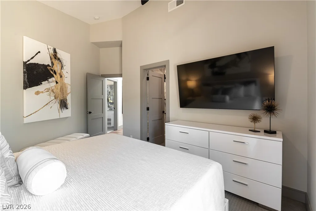 7880 Dana Point, Las Vegas, NV 89117