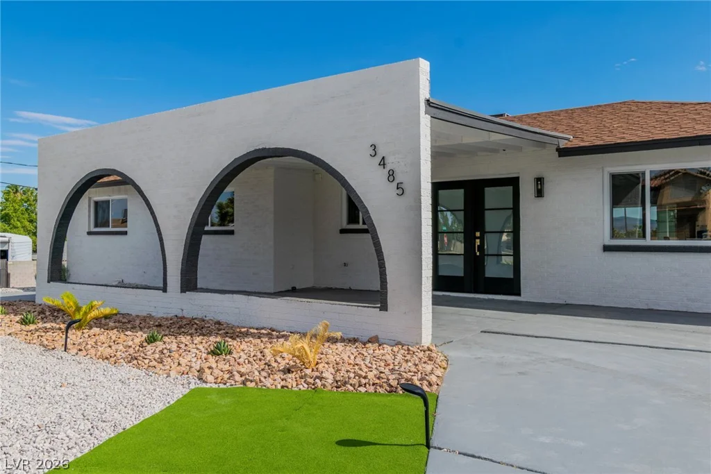 3485 Shamrock, Las Vegas, NV 89120