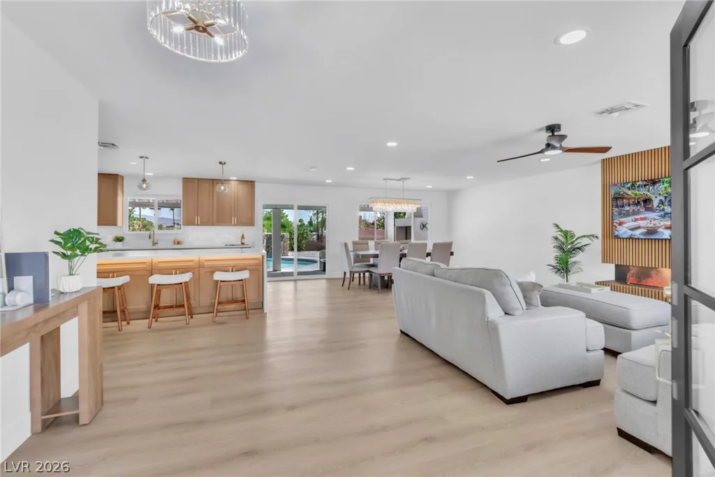 3485 Shamrock, Las Vegas, NV 89120