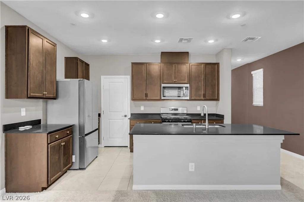 10788 River Junction, Las Vegas, NV 89166