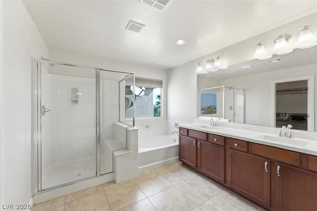 32 Lily Grove, Las Vegas, NV 89148