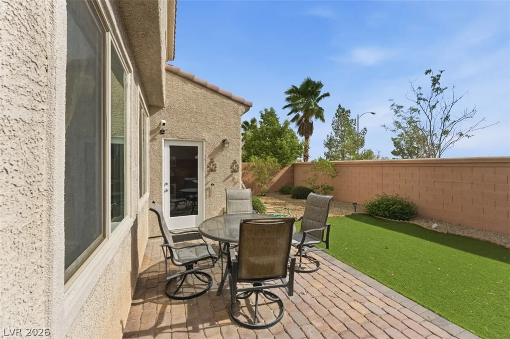 32 Lily Grove, Las Vegas, NV 89148