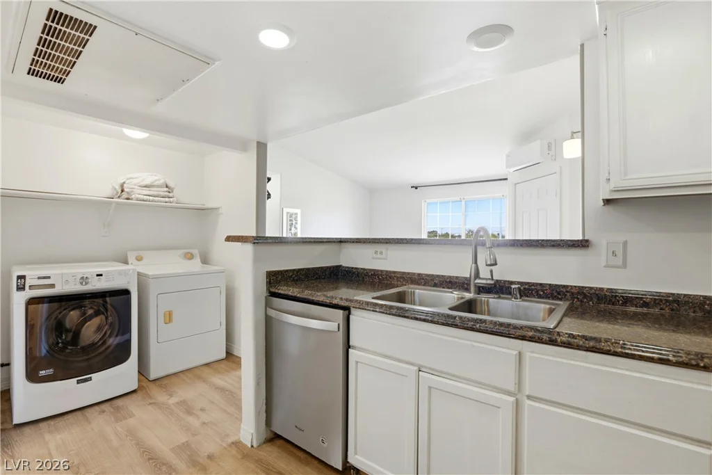 1830 Pecos, Las Vegas, NV 89115