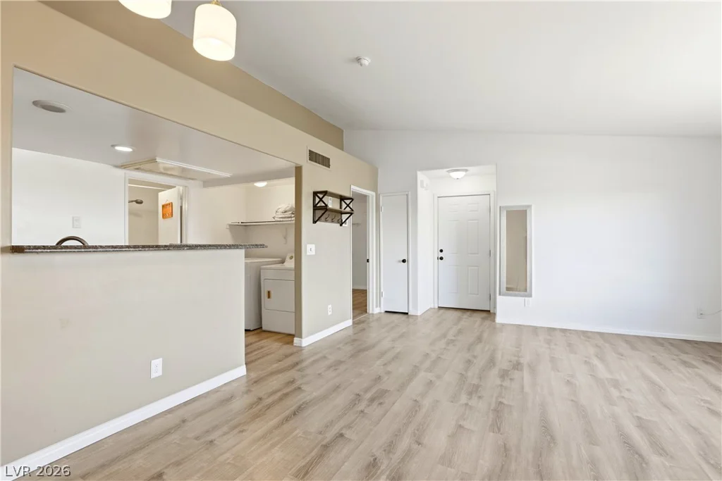 1830 Pecos, Las Vegas, NV 89115