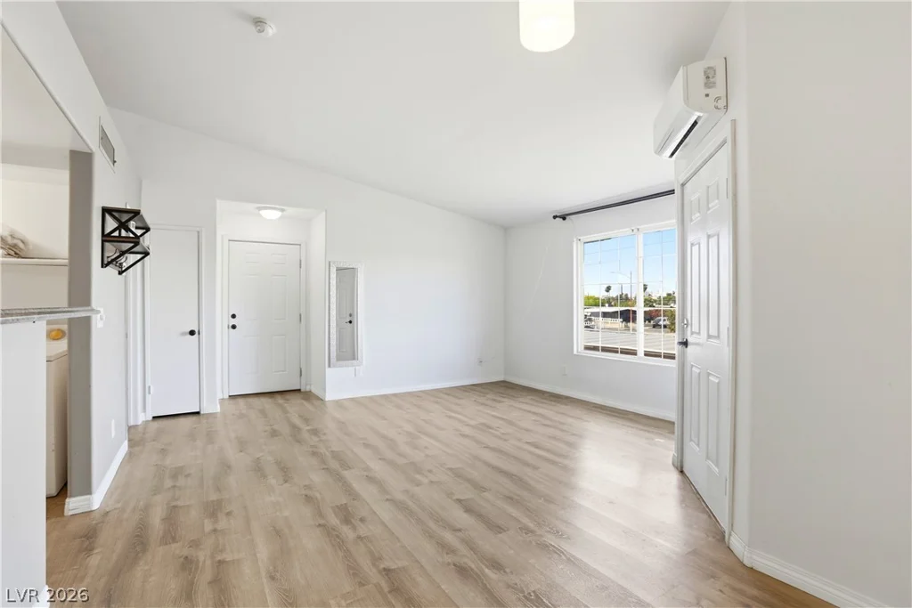 1830 Pecos, Las Vegas, NV 89115