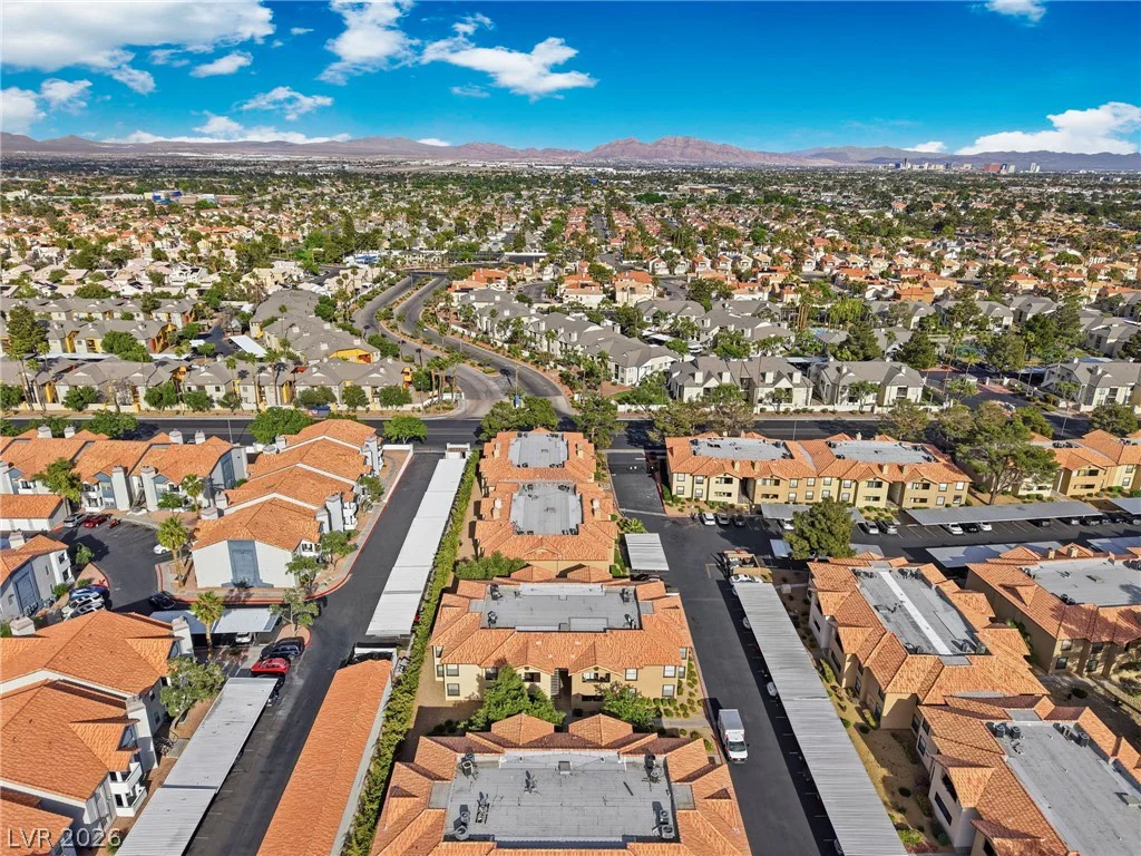 2451 Rainbow, Las Vegas, NV 89108