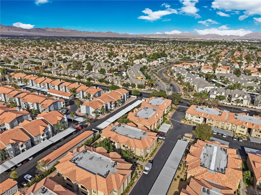 2451 Rainbow, Las Vegas, NV 89108