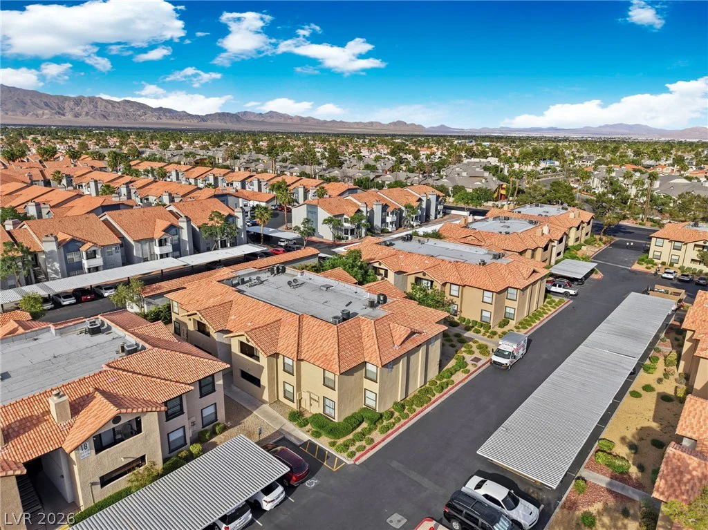 2451 Rainbow, Las Vegas, NV 89108