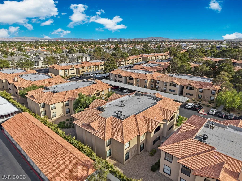 2451 Rainbow, Las Vegas, NV 89108