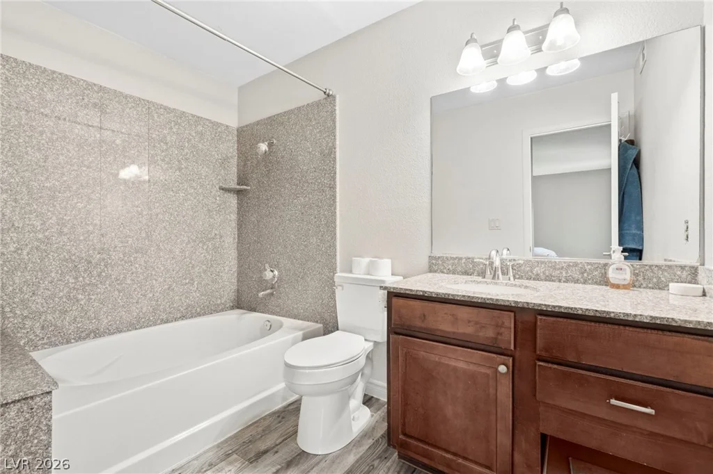 2451 Rainbow, Las Vegas, NV 89108
