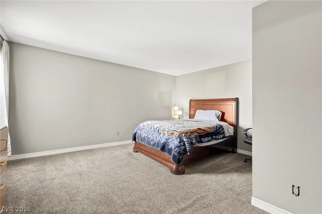 2451 Rainbow, Las Vegas, NV 89108