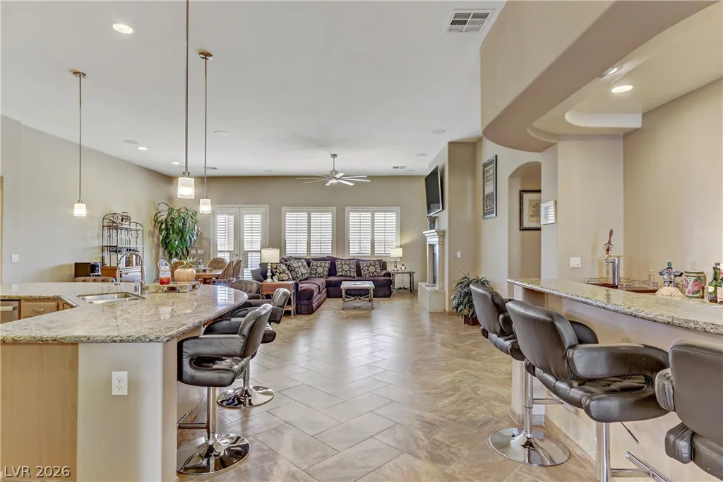 3906 Jacob Lake, Las Vegas, NV 89118