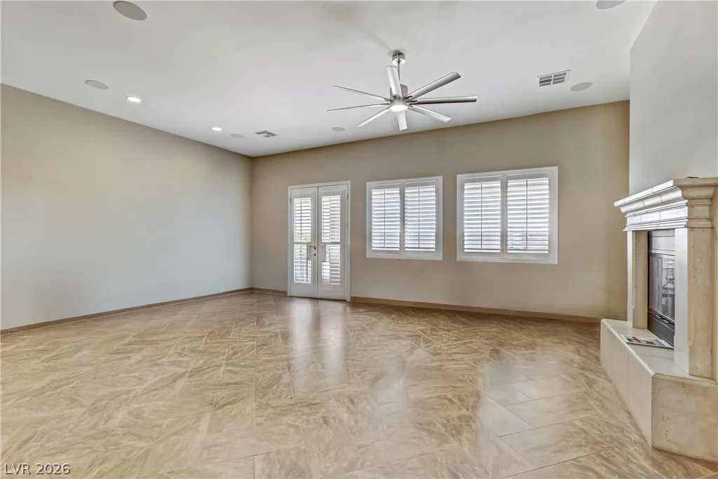 3906 Jacob Lake, Las Vegas, NV 89118