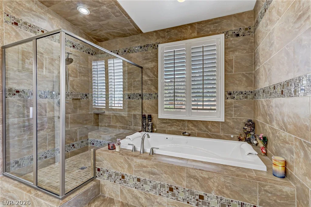 3906 Jacob Lake, Las Vegas, NV 89118