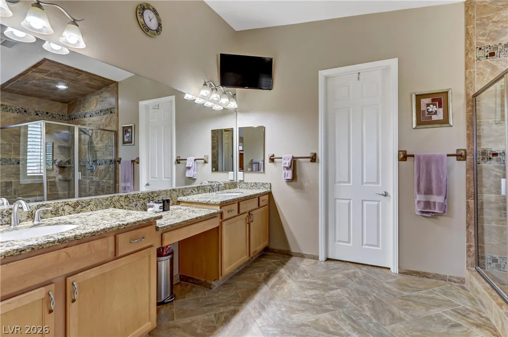 3906 Jacob Lake, Las Vegas, NV 89118