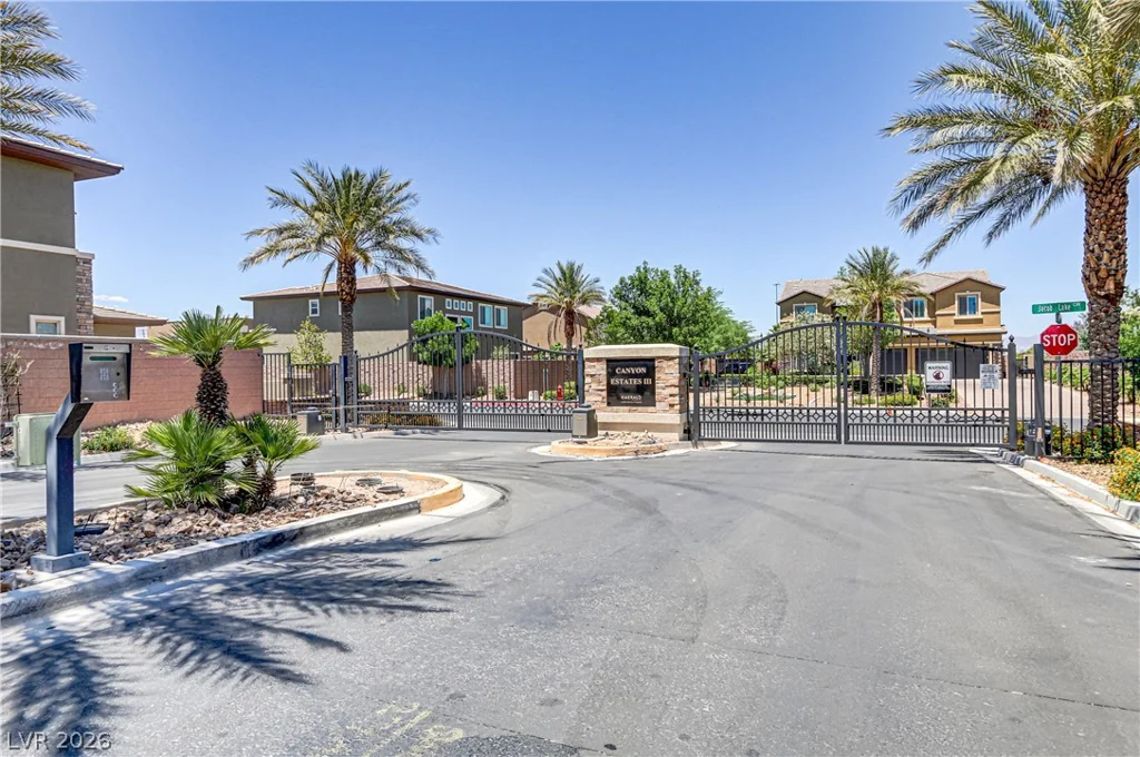 3906 Jacob Lake, Las Vegas, NV 89118