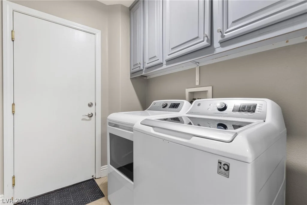 6277 Cyclone, Las Vegas, NV 89110